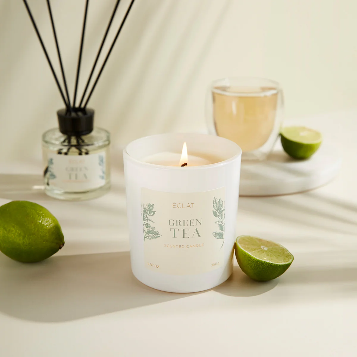 ÉCLAT Green Tea Soy Wax Scented Candle - Image 3