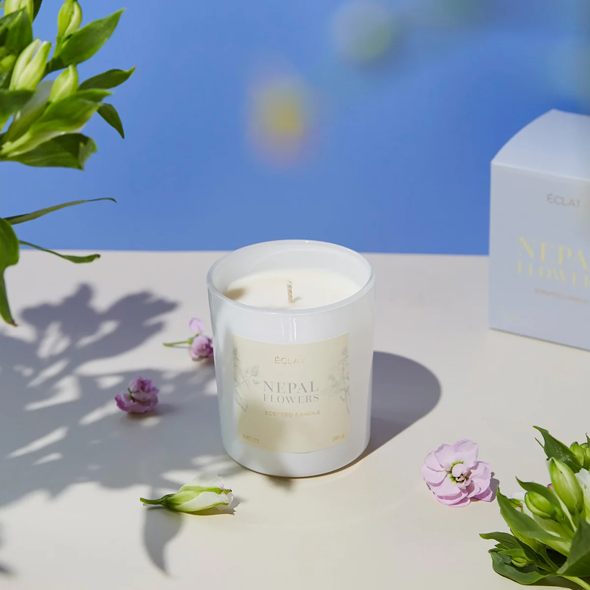 ÉCLAT Nepal Flowers Soy Wax Scented Candle - Image 2